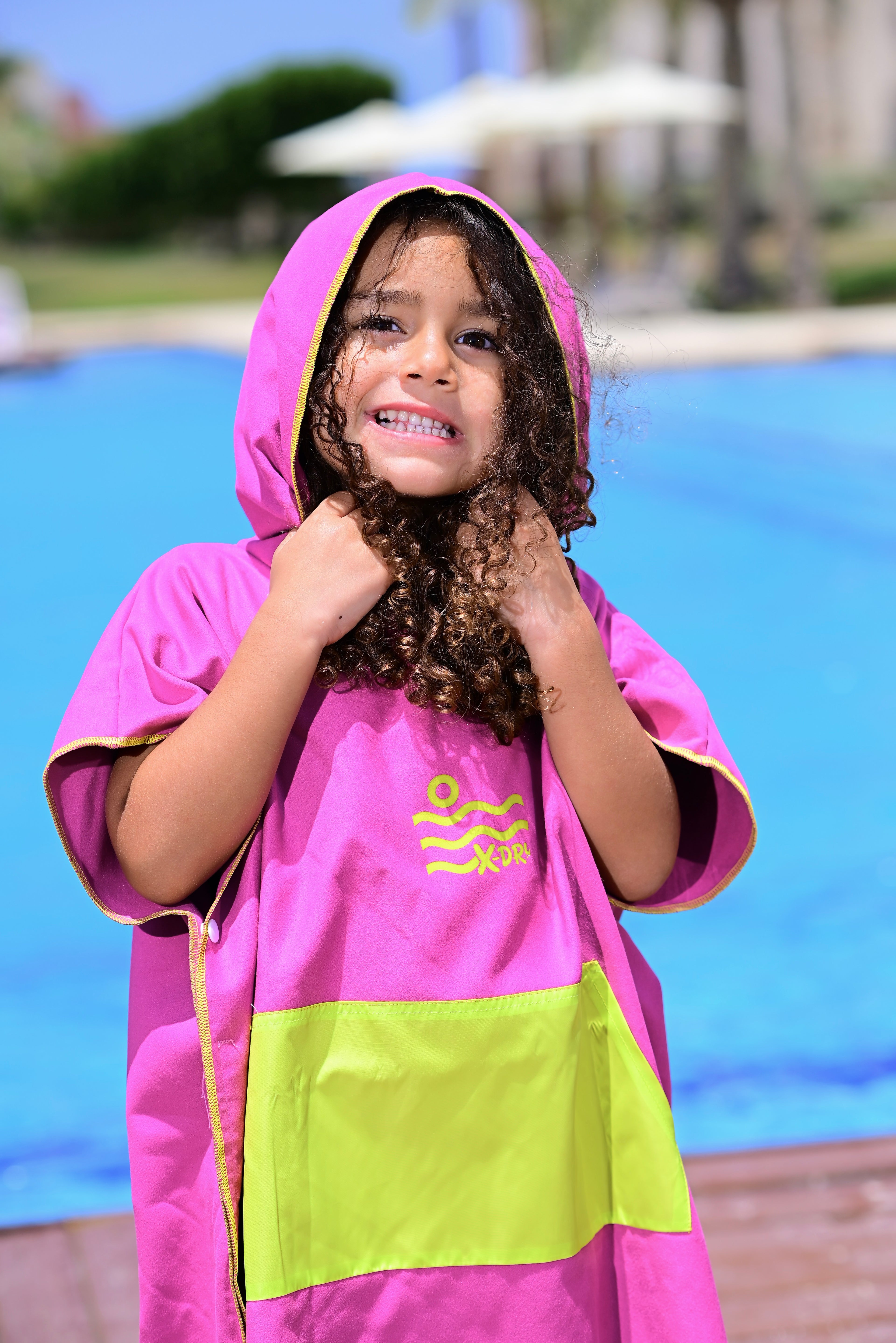 Microfiber Kangaroo Ponchos - Hot Pink